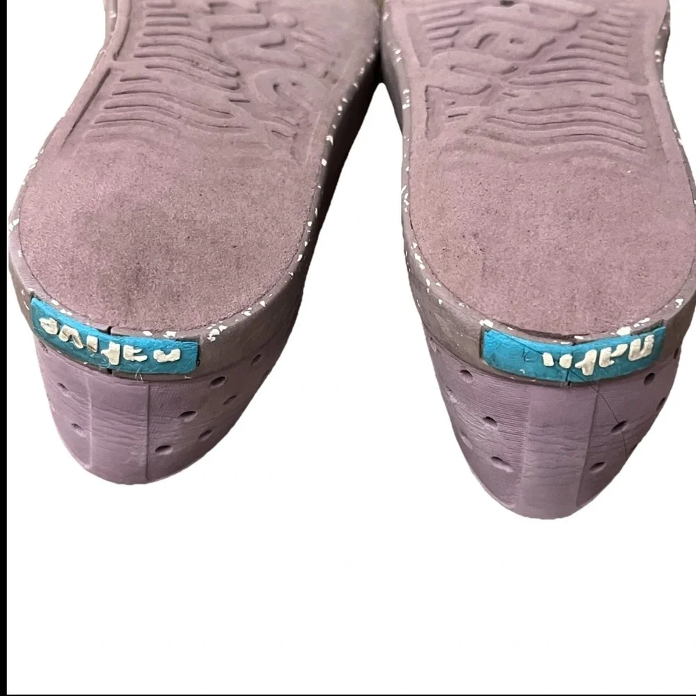 Native Shoes Mauve Slip On Sneakers J2 Kids Size 2 Lightweight Casual Shoes